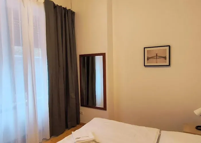 Thomas Konukevi Berlin